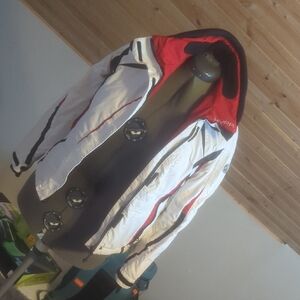 White and Red Ski Snow Jacket with Aerodynamic Design